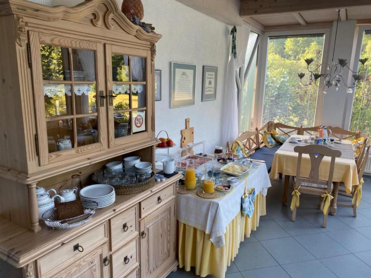 Pension-Ferienwohnung Liesbachtal Direkt Am Waldrand Bayerische Rhoen Schönau an der Brend 外观 照片